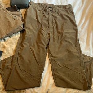 Patagonia men’s 38 ultra lightweight hiking pants